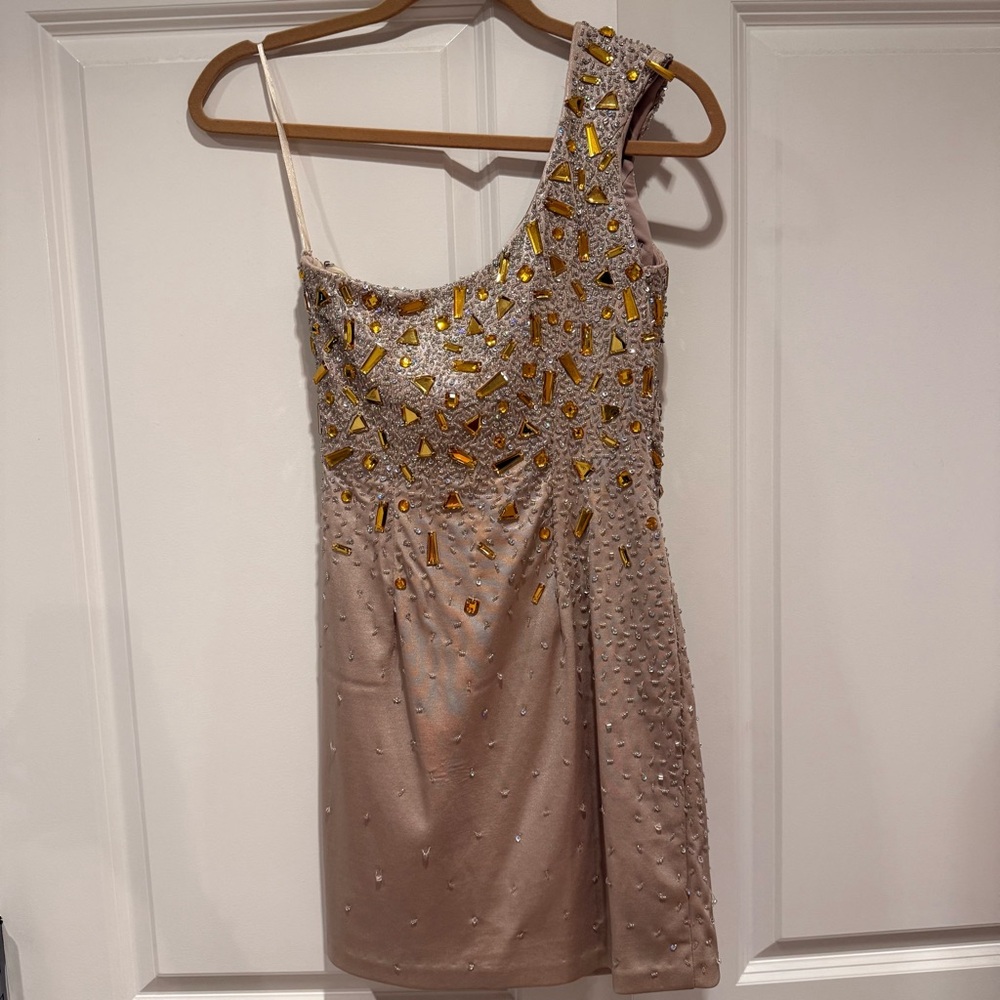 Dave & Johnny One Shoulder Sequin Dress in Gold and Silver